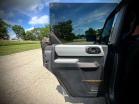 2021 Ford Bronco - Image 24