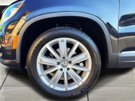 2016 VOLKSWAGEN TIGUAN SUV 4-CYL, TURBO, 2.0 LITER 2.0T SE SPORT UTILITY 4D