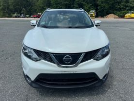 2019 Nissan Rogue Sport - Image 2