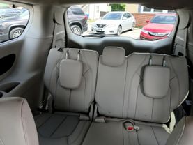 2021 CHRYSLER PACIFICA VAN V6, 3.6 LITER TOURING L MINIVAN 4D