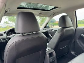2017 VOLKSWAGEN JETTA SEDAN 4-CYL, TURBO, 1.8 LITER 1.8T SEL SEDAN 4D