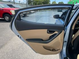 2013 HYUNDAI ELANTRA SEDAN 4-CYL, 1.8 LITER GLS SEDAN 4D