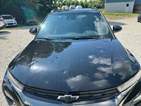 2021 CHEVROLET TRAILBLAZER SUV 3-CYL, ECOTEC, TURBO, 1.3 LITER RS SPORT UTILITY 4D at T&T Repairables - used car dealership in Spencer, Indiana.