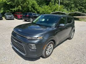 2022 KIA SOUL WAGON 4-CYL, 2.0 LITER LX WAGON 4D at T&T Repairables - used car dealership in Spencer, Indiana.