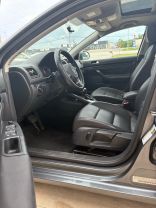 2010 VOLKSWAGEN JETTA SEDAN 5-CYL, 2.5 LITER SEL SEDAN 4D