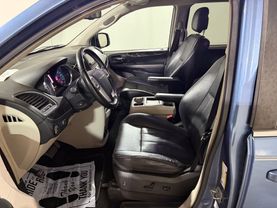 2012 CHRYSLER TOWN & COUNTRY