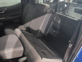 2017 Toyota Tacoma Double Cab - - Image 22