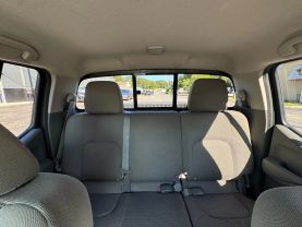 2014 NISSAN FRONTIER CREW CAB PICKUP V6, 4.0 LITER SV PICKUP 4D 5 FT