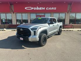 2022 TOYOTA TUNDRA CREWMAX PICKUP V6, I-FORCE, TWIN TURBO, 3.5 LITER SR5 PICKUP 4D 5 1/2 FT