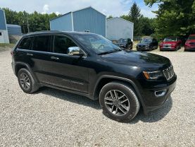 2020 JEEP GRAND CHEROKEE SUV V6, VVT, 3.6 LITER LIMITED SPORT UTILITY 4D at T&T Repairables - used car dealership in Spencer, Indiana.