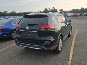 2018 Nissan Rogue - Image 3