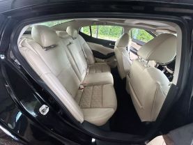 2017 NISSAN MAXIMA SEDAN V6, 3.5 LITER PLATINUM SEDAN 4D