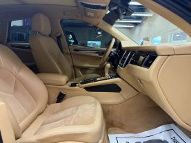 2016 PORSCHE MACAN