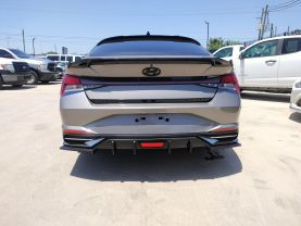 2022 HYUNDAI ELANTRA SEDAN 4-CYL, 2.0 LITER SEL SEDAN 4D at Motors On Wheels - used car dealership in Houston, Texas.