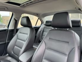 2017 VOLKSWAGEN JETTA SEDAN 4-CYL, TURBO, 1.8 LITER 1.8T SEL SEDAN 4D