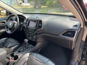 2020 JEEP CHEROKEE SUV 4-CYL, ZERO EVAP, 2.4 LITER LATITUDE PLUS SPORT UTILITY 4D at T&T Repairables - used car dealership in Spencer, Indiana.