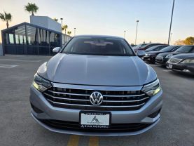 2021 Volkswagen Jetta - Image 2