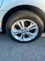2016 Ford Taurus - Image 11