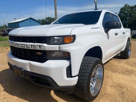 2021 CHEVROLET SILVERADO 1500 CREW CAB PICKUP 4-CYL, TURBO, 2.7 LITER CUSTOM PICKUP 4D 5 3/4 FT