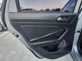 2021 Volkswagen Jetta - Image 11