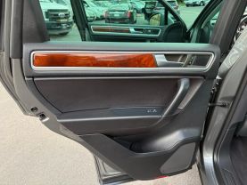 2014 VOLKSWAGEN TOUAREG SUV V6, TURBO DIESEL, 3.0 LITER TDI SPORT SUV 4D