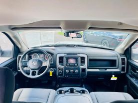 2022 RAM 1500 CLASSIC CREW CAB PICKUP V8, HEMI, 5.7 LITER TRADESMAN PICKUP 4D 5 1/2 FT