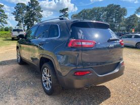 2018 JEEP CHEROKEE SUV 4-CYL, 2.4 LITER LATITUDE PLUS SPORT UTILITY 4D
