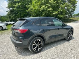 2022 FORD ESCAPE SUV 3-CYL, ECOBOOST, TURBO, 1.5 LITER SE SPORT UTILITY 4D at T&T Repairables - used car dealership in Spencer, Indiana.