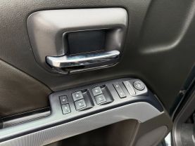 2018 CHEVROLET SILVERADO 1500 CREW CAB PICKUP V8, ECOTEC3, 5.3 LITER Z71 LT PICKUP 4D 5 3/4 FT