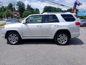 2013 TOYOTA 4RUNNER SUV V6, 4.0 LITER SR5 SPORT UTILITY 4D