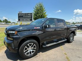 2019 Chevrolet Silverado 1500 Crew Cab Lt Trail Boss Pickup 4d 5 3/4 Ft - Image 2