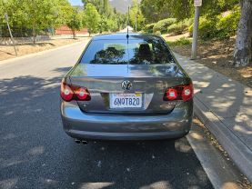 2010 VOLKSWAGEN JETTA LIMITED EDITION SEDAN 4D