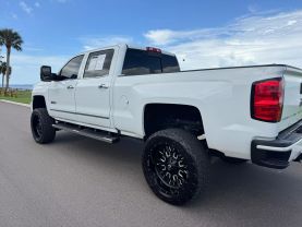 2018 CHEVROLET SILVERADO 2500 HD CREW CAB PICKUP V8, TURBO DIESEL, 6.6 LITER LTZ PICKUP 4D 6 1/2 FT