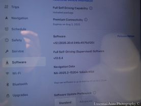-2019 Tesla Model S - Image 24