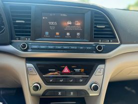 2017 HYUNDAI ELANTRA SEDAN 4-CYL, 2.0 LITER SE SEDAN 4D