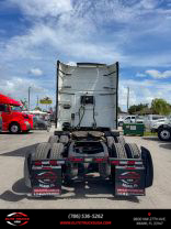 Used 2019 VOLVO COMMERCIAL VNL For Sale in Miami, FL - Elite Trucks