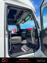Used 2019 VOLVO COMMERCIAL VNL For Sale in Miami, FL - Elite Trucks