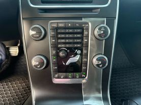 2017 VOLVO S60