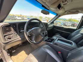 2004 GMC SIERRA 2500 CREW CAB PICKUP V8, 6.0 LITER SLT PICKUP 4D 6 1/2 FT