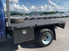 2012 FORD F550 SUPER DUTY CREW CAB 9FT FLATBED GOOSENECK TRUCK FLATBED TRUCKS V8, TURBO DIESEL, 6.7 LITER 176" W.B. 4D - Eddies Auto Sales