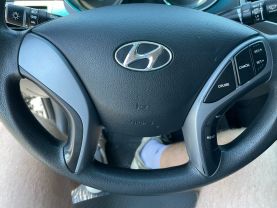 2016 HYUNDAI ELANTRA SEDAN 4-CYL, 1.8 LITER SE SEDAN 4D
