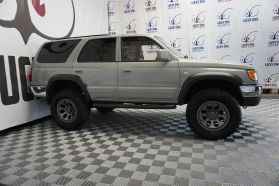 1996 TOYOTA HILUX SURF SUV 2.7L SSRX