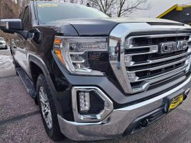 2020 GMC SIERRA 1500 CREW CAB PICKUP V8, ECOTEC3, DFM, 5.3 LITER SLT PICKUP 4D 5 3/4 FT