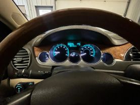 2010 BUICK ENCLAVE SUV V6, 3.6 LITER CX SPORT UTILITY 4D