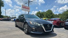 2019 Nissan Altima - Image 3