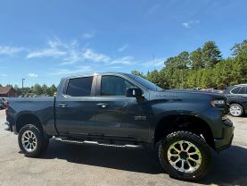 2020 Chevrolet Silverado 1500 Crew Cab Rst Pickup 4d 5 3/4 Ft - Image 11