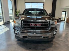 2015 GMC SIERRA 1500 CREW CAB PICKUP V8, ECOTEC3, 6.2 LITER SLT PICKUP 4D 5 3/4 FT