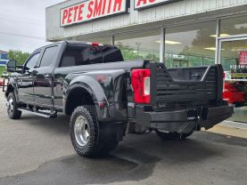 2017 Ford F350 Super Duty Crew Cablariat Pickup 4d 8 Ft - Image 7