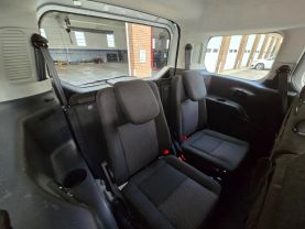 2017 Ford Transit Connect Passengerxl Van 4d - Image 14