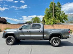 2023 TOYOTA TACOMA DOUBLE CAB PICKUP V6, 3.5 LITER SR5 PICKUP 4D 6 FT